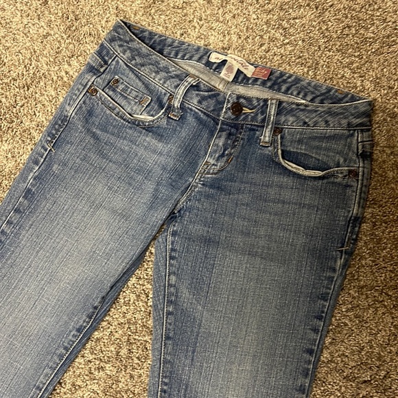 Aeropostale Jeans size 1/2. Good used condition - Picture 2 of 7